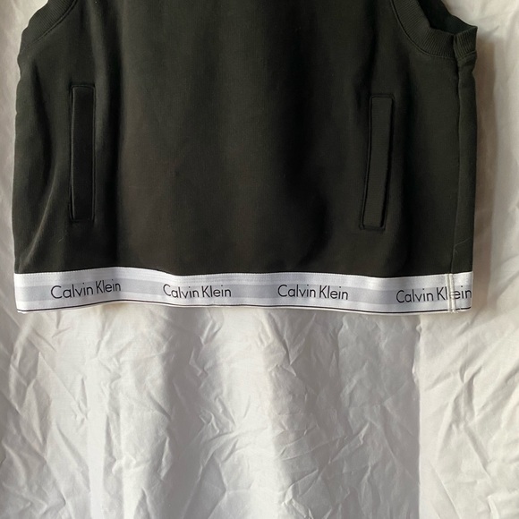 Calvin Klein Top - Picture 2 of 3